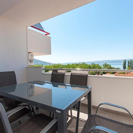 Apartman Mira- Omiš Buitenkant foto